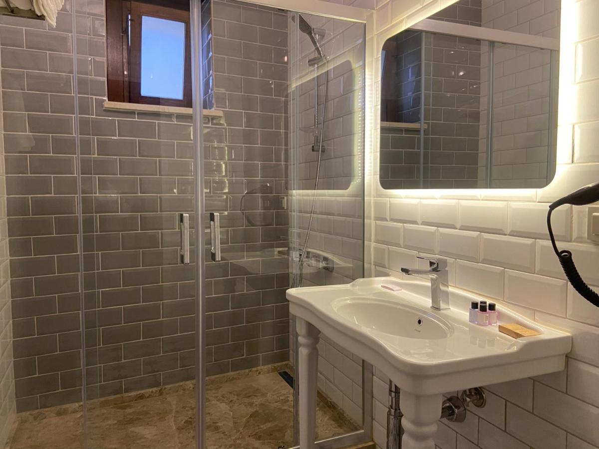 Dionysos 1789 Boutique Hotel Fokaja Zewnętrze zdjęcie